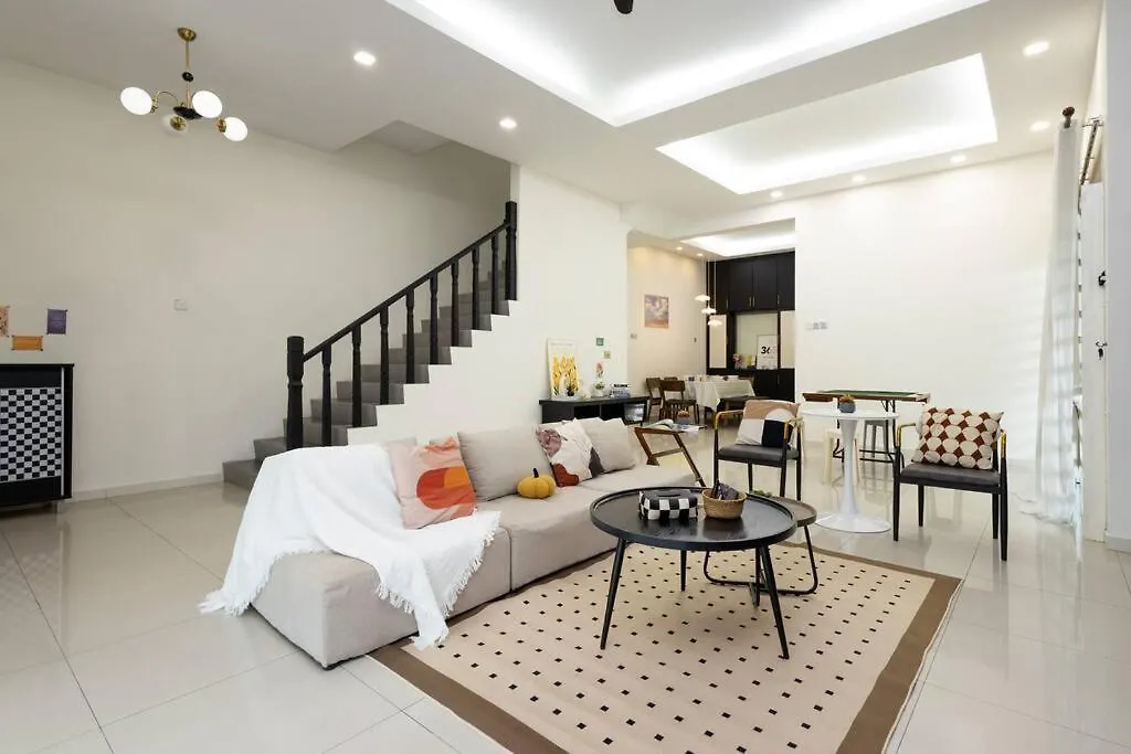 Retro Homestay Ipoh - Semi D 15Pax Wedding